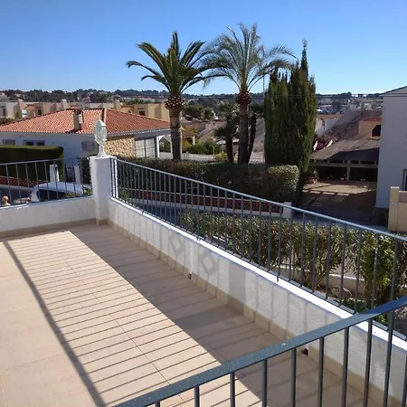 Holiday home Rod,8p,airco,pool *